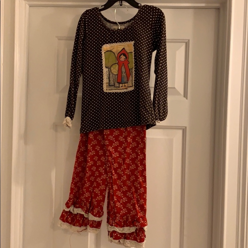 Girls pant set- lightly worn.